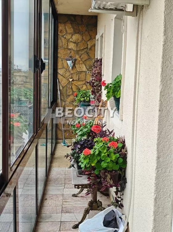 četvorosoban stan, 100 m2, Centar, Admirala Geprata ID: 126712 12