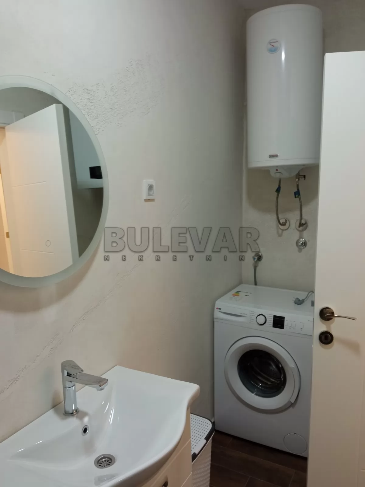četvorosoban stan, 53 m2, Hasana Brkića ID: i-015434 6