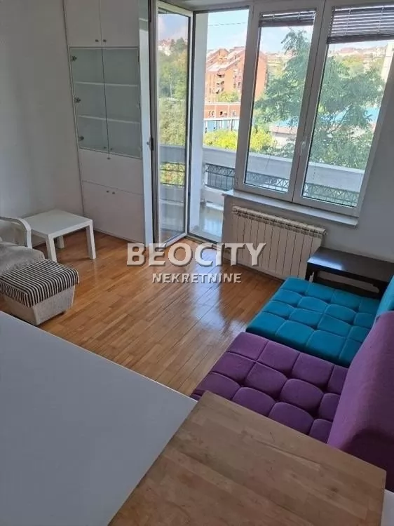 Dvosoban stan, 37 m2, Julino brdo, Petra Lubarde ID: 124464 2