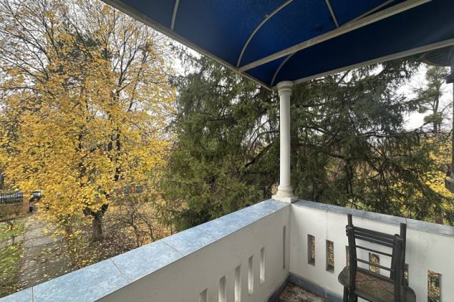 Komforan 2 0 stan na Dedinju  kod Hajd parka  59m2 5