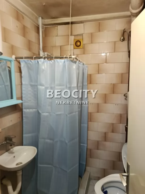 Trosoban stan, 65 m2, Stara Detelinara, Stevana Divnina Babe ID: 126839 8