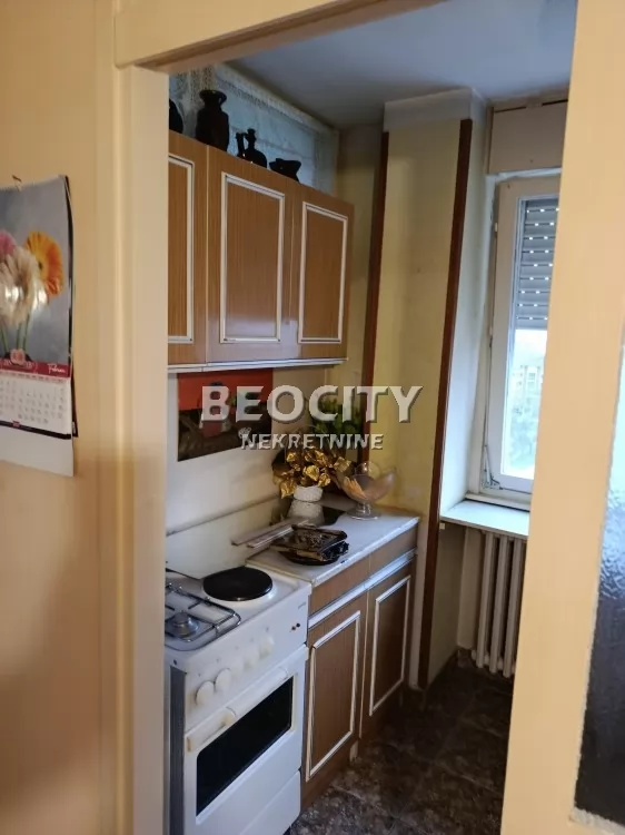 Dvosoban stan, 64 m2, Novo naselje, Bate Brkića ID: 126953 2