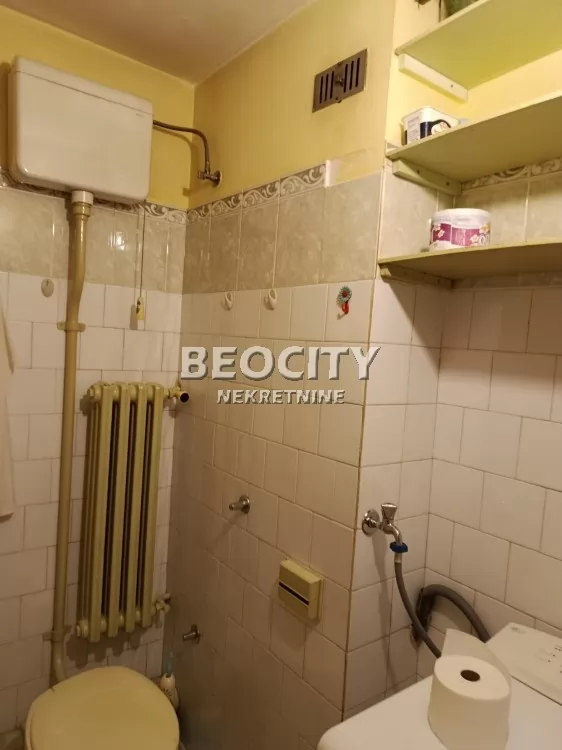 Dvosoban stan, 64 m2, Novo naselje, Bate Brkića ID: 126953 8
