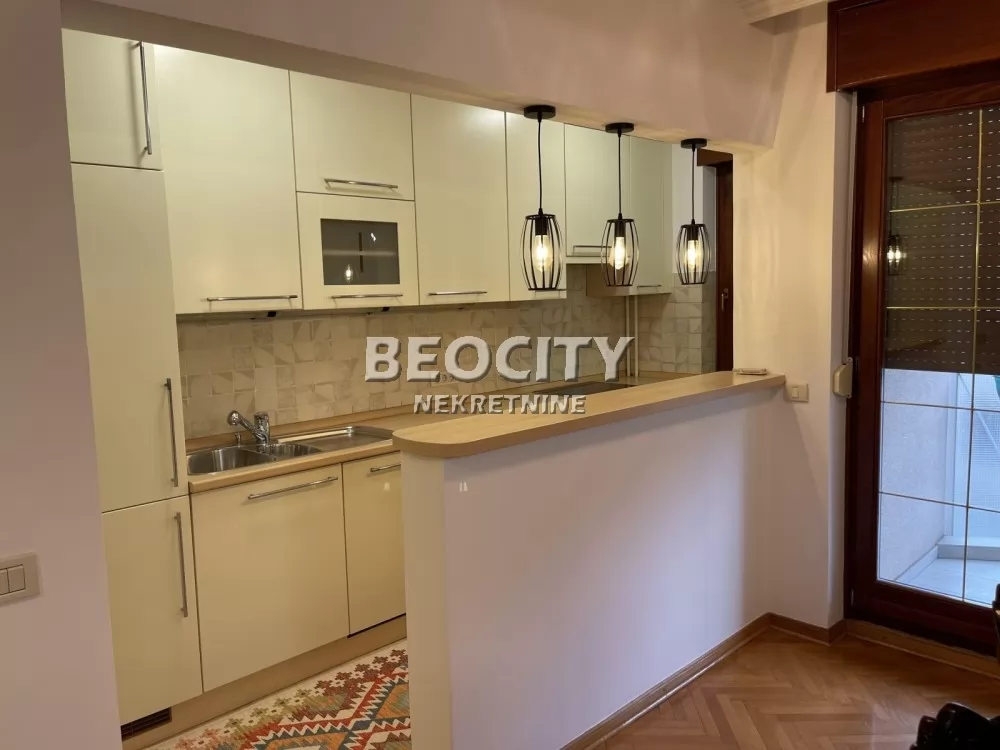 četvorosoban stan, 101 m2, Vukov spomenik, Vojvode Bogdana ID: 127003 5