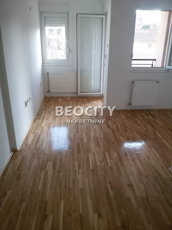 Dvosoban stan, 36 m2, Bulevar Evrope, Vardarska ID: 126829 2