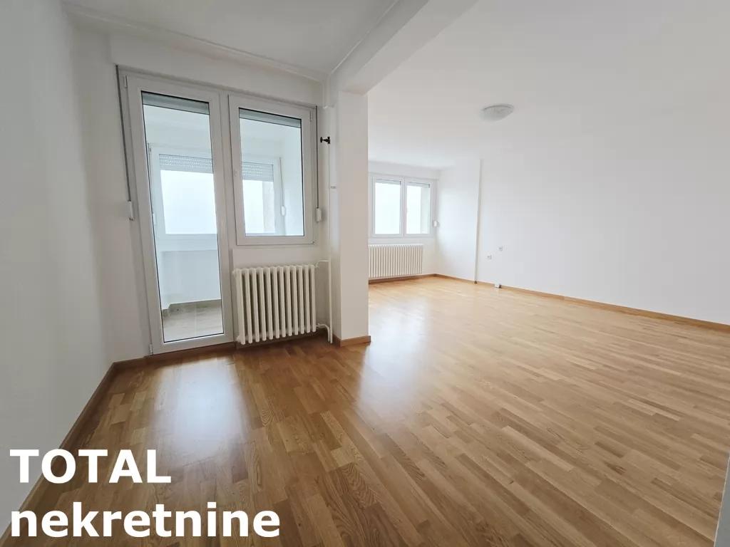 Stan,NOVI SAD,BULEVAR,kv: 42.00, € 109000, ID: 1100738 2