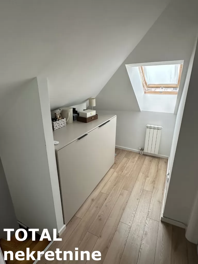 Stan,NOVI SAD,CENTAR,kv: 83.00, € 269000, ID: 1101934 11