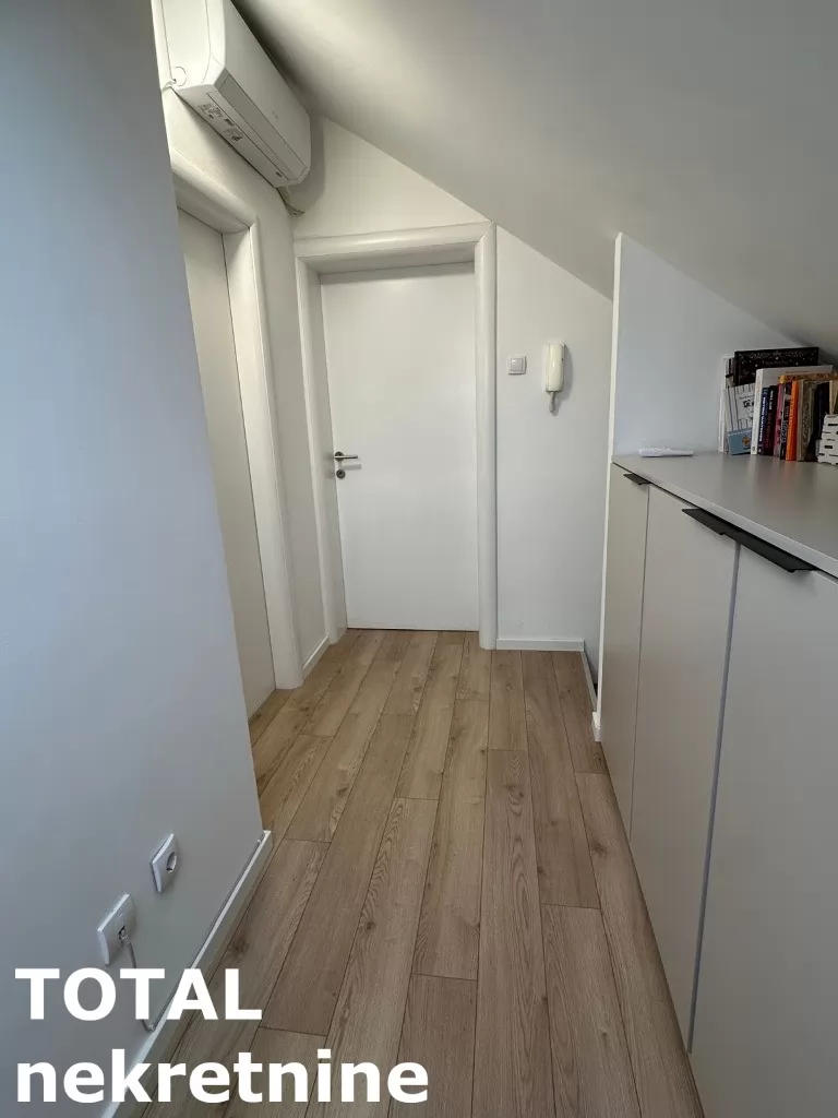 Stan,NOVI SAD,CENTAR,kv: 83.00, € 269000, ID: 1101934 12