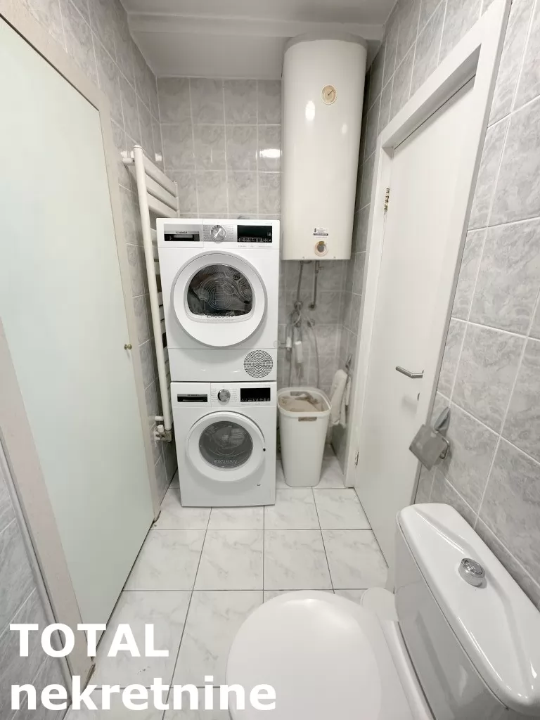 Stan,NOVI SAD,CENTAR,kv: 83.00, € 269000, ID: 1101934 16