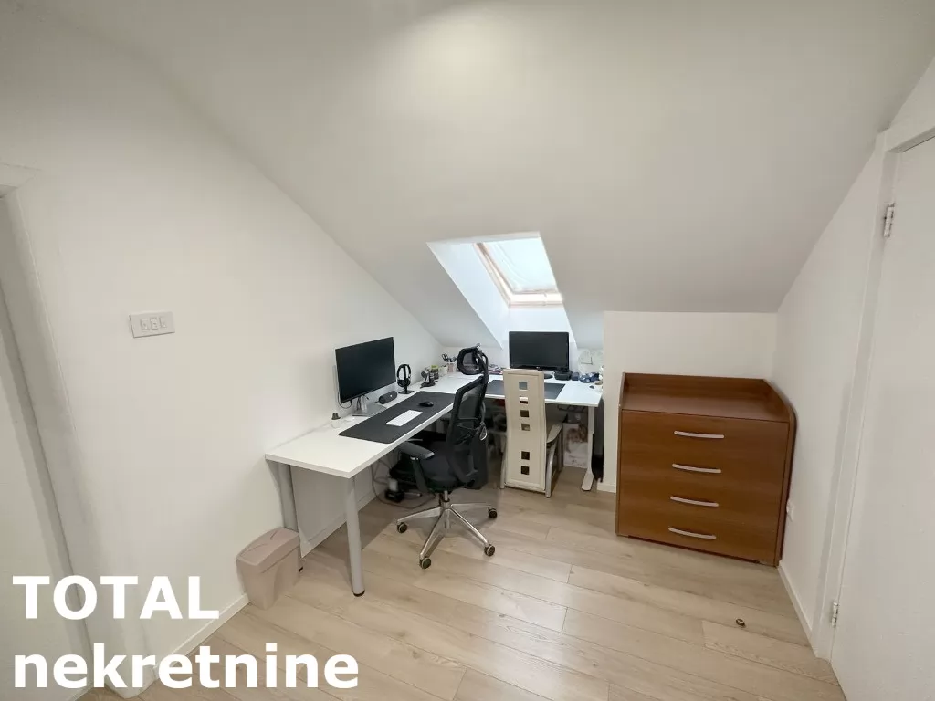 Stan,NOVI SAD,CENTAR,kv: 83.00, € 269000, ID: 1101934 8