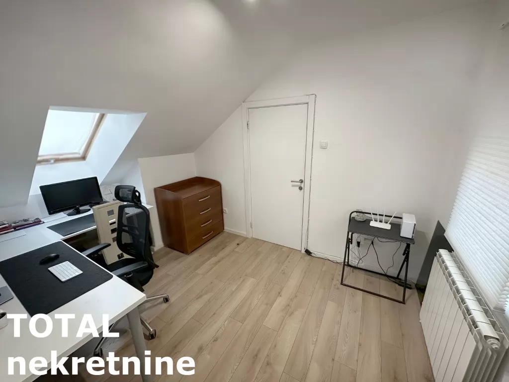 Stan,NOVI SAD,CENTAR,kv: 83.00, € 269000, ID: 1101934 9