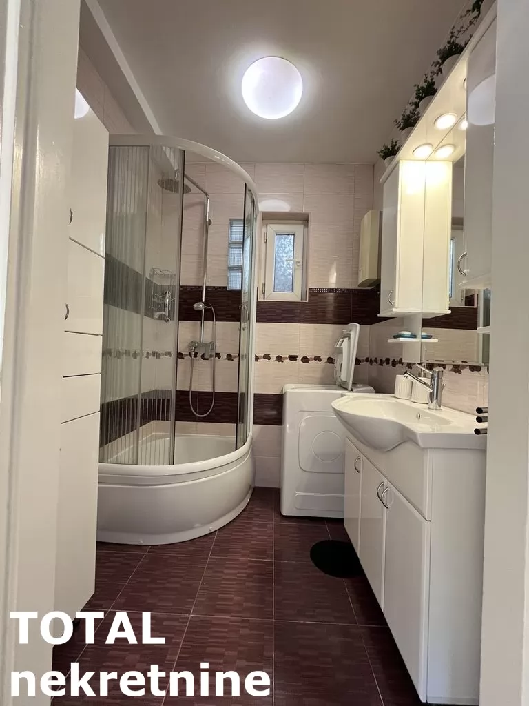 Stanovi,NOVI SAD,CENTAR,kv: 59.00, € 800, ID: 9189870 10