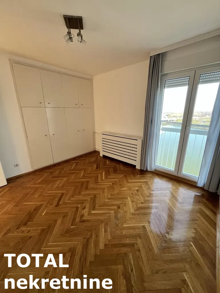 Stanovi,NOVI SAD,CENTAR,kv: 59.00, € 800, ID: 9189870 2