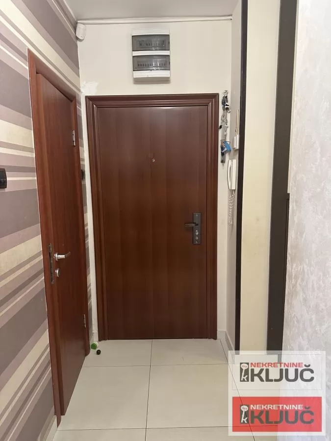 GRBAVICA, 67m2, Trosoban, Namešten 12