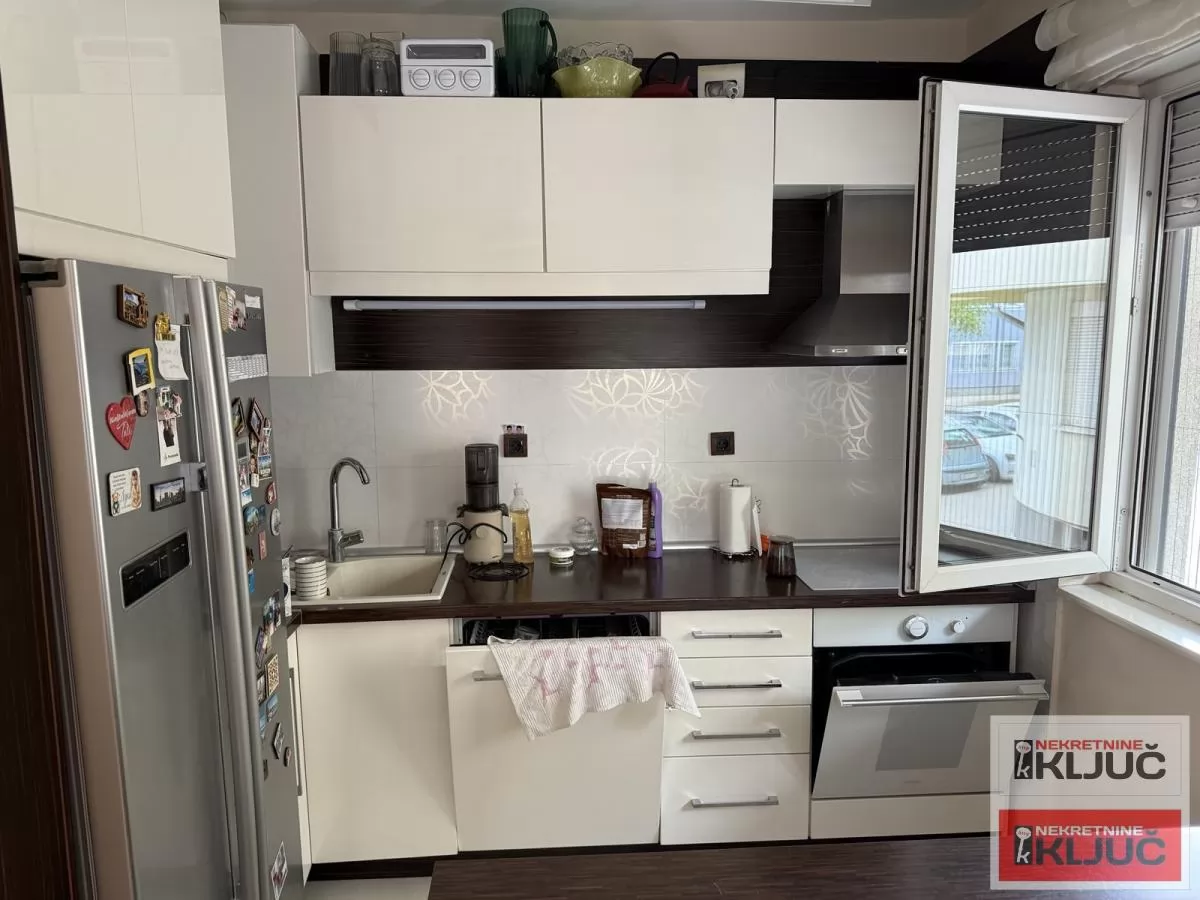 GRBAVICA, 67m2, Trosoban, Namešten 4