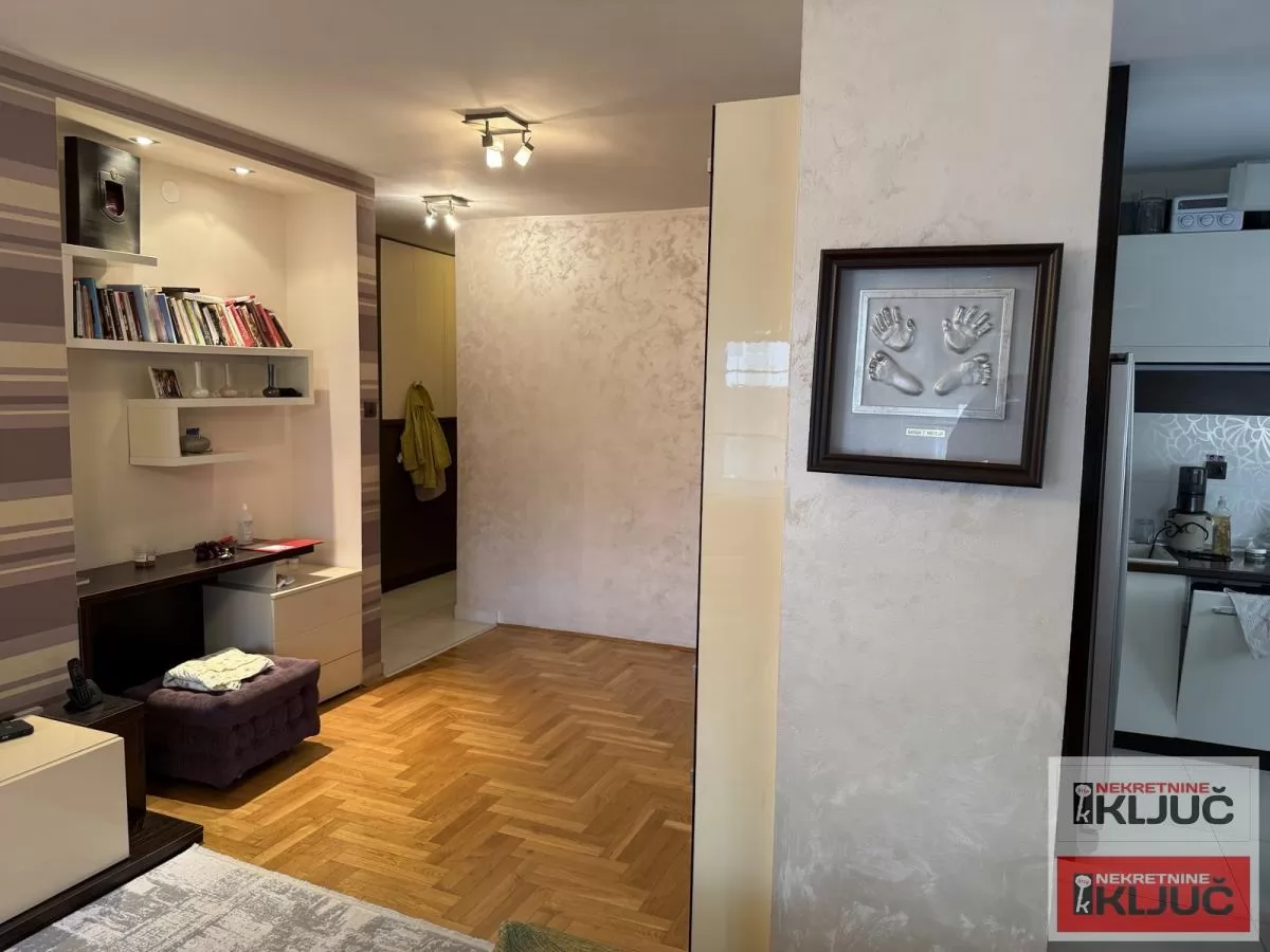 GRBAVICA, 67m2, Trosoban, Namešten 5