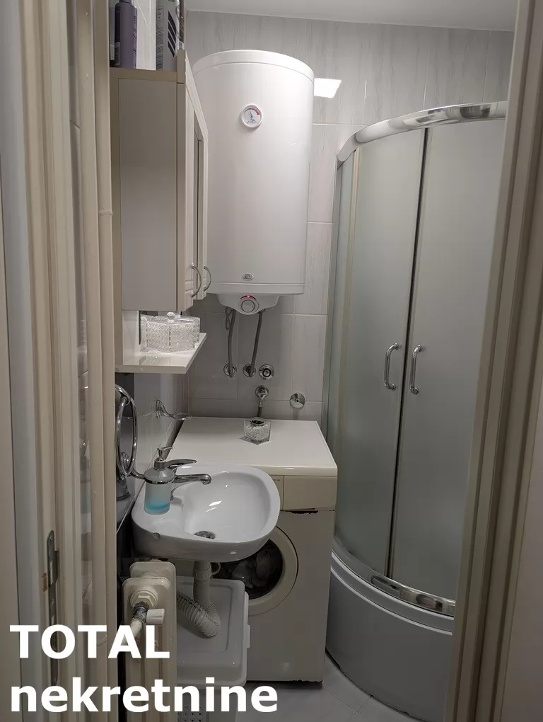 Stan,NOVI SAD,DETELINARA,kv: 46.00, € 129600, ID: 1101966 10