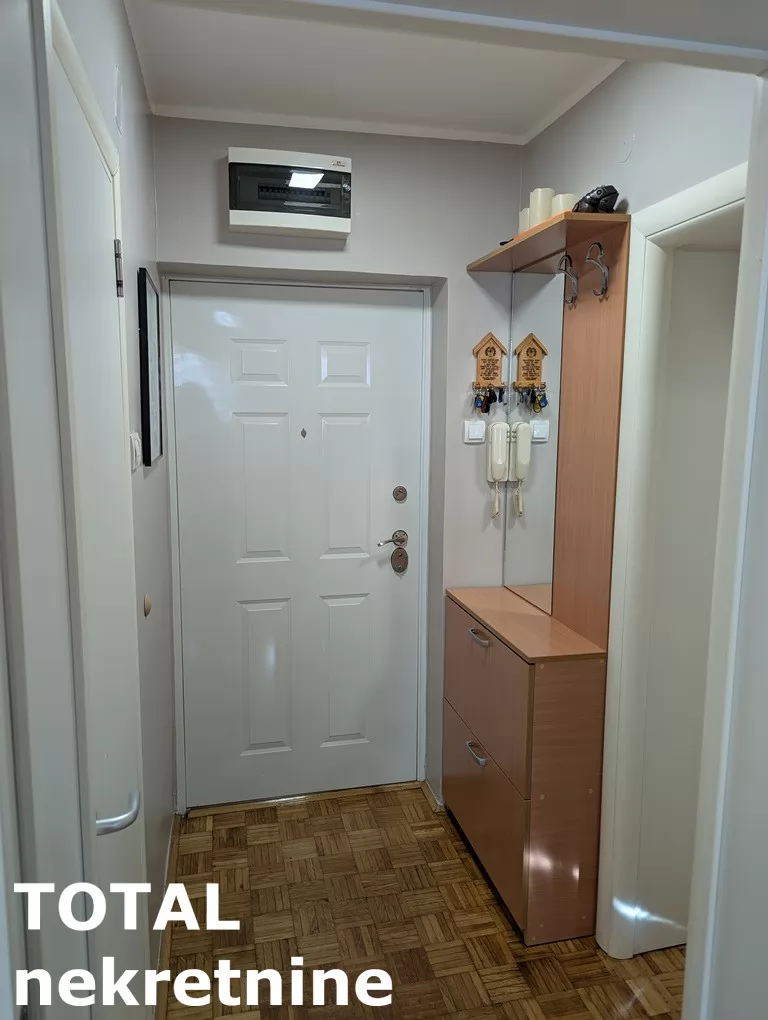 Stan,NOVI SAD,DETELINARA,kv: 46.00, € 129600, ID: 1101966 12