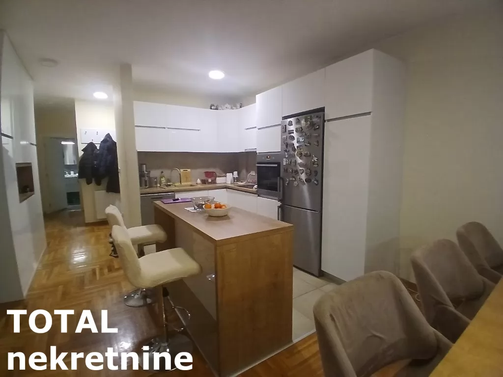 Stan,NOVI SAD,NOVA DETELINARA,kv: 92.00, € 270000, ID: 1101933 7