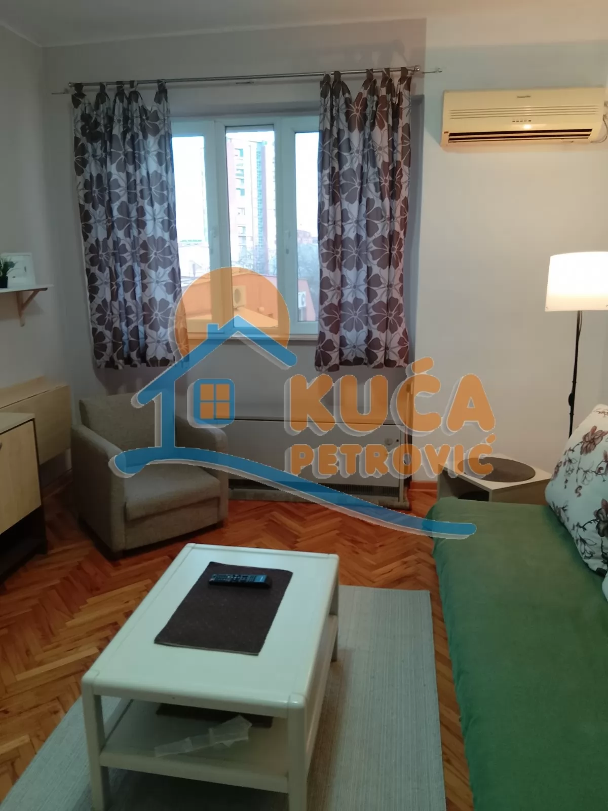 Jednosoban stan, 36 m2, Centar, Kej 29. decembra ID: i-015453 10