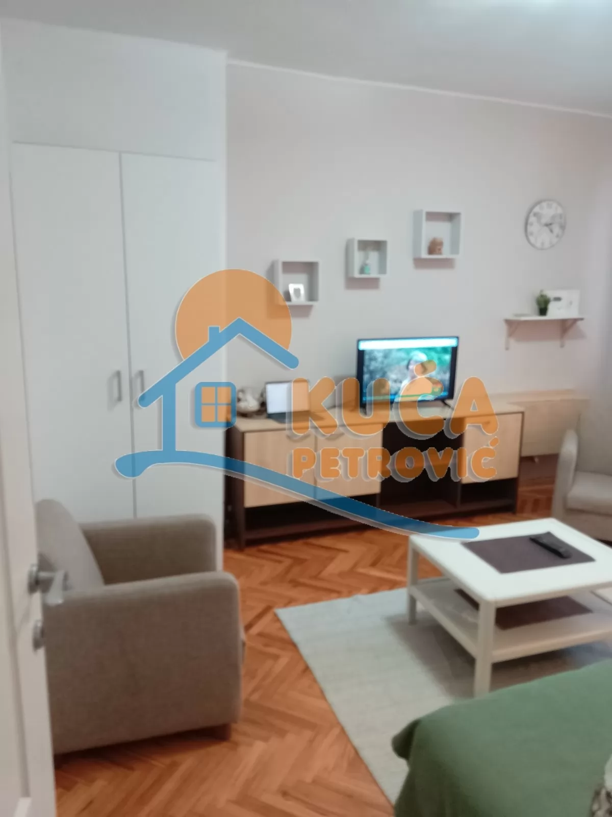 Jednosoban stan, 36 m2, Centar, Kej 29. decembra ID: i-015453 11