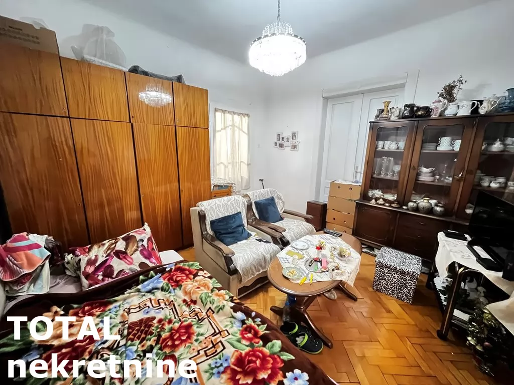 Kuca,NOVI SAD,ADAMOVIĆEVO NASELJE,kv: 280.00, € 380000, ID: 3091102 11
