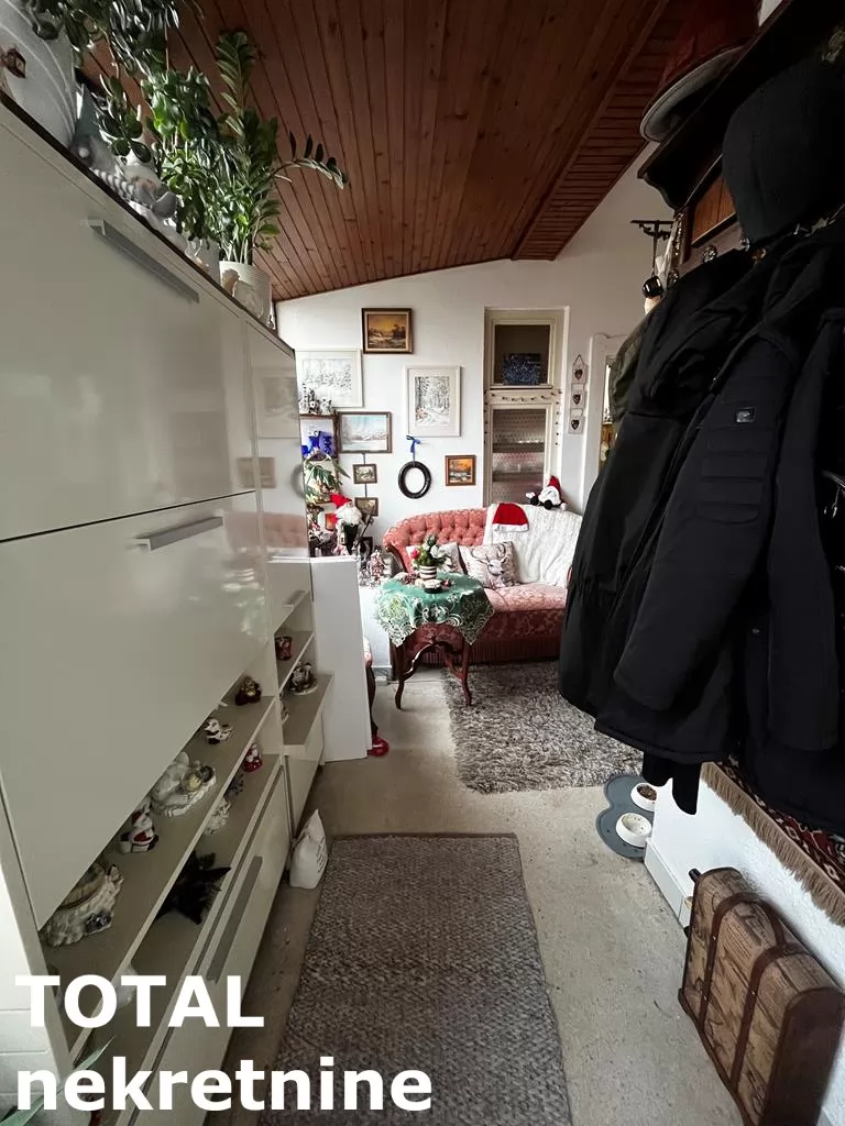 Kuca,NOVI SAD,ADAMOVIĆEVO NASELJE,kv: 280.00, € 380000, ID: 3091102 5