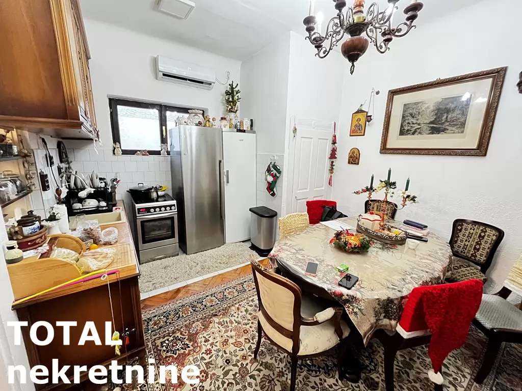 Kuca,NOVI SAD,ADAMOVIĆEVO NASELJE,kv: 280.00, € 380000, ID: 3091102 8