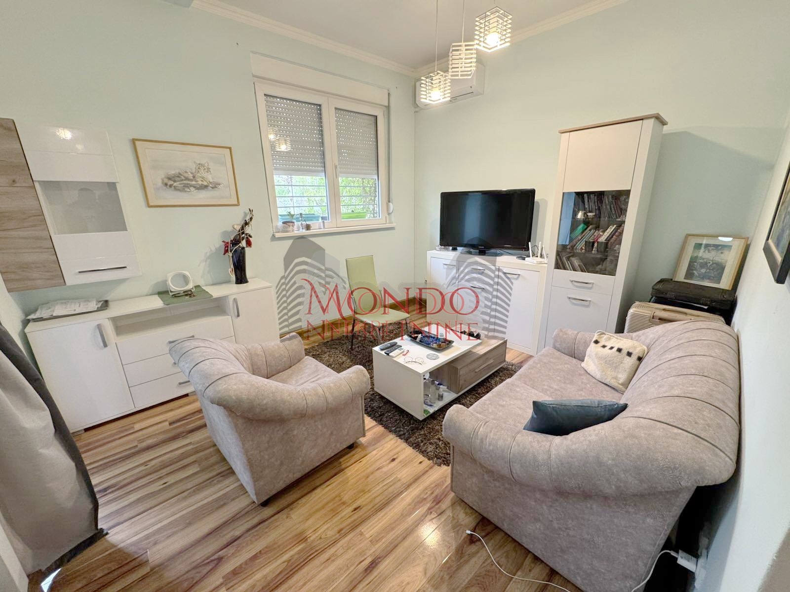 Jednoiposoban stan u prizemlju kuce sa posebnim ulazom, TA! 3