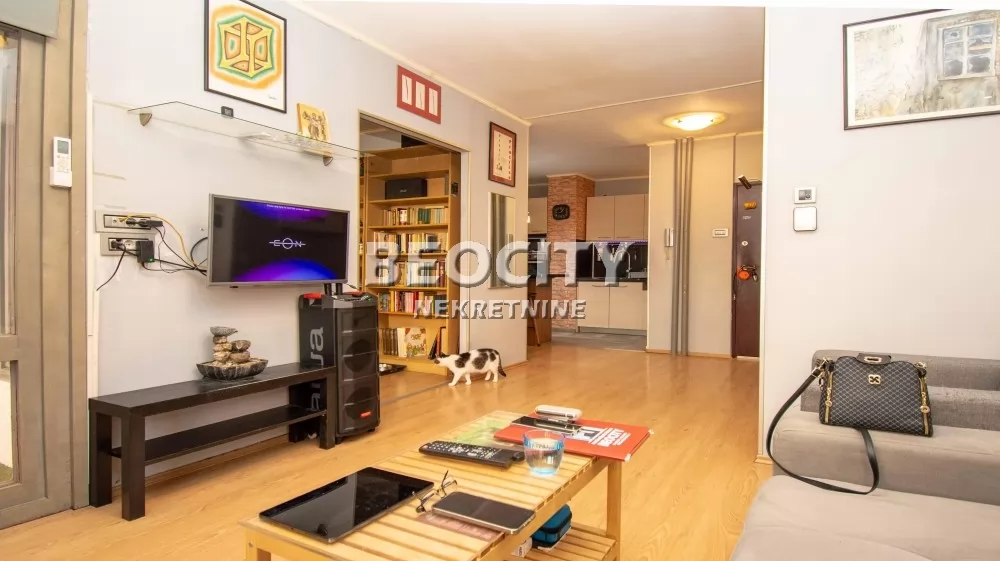 Trosoban stan, 70 m2, Banjica, Bulevar oslobođenja ID: 126875 5