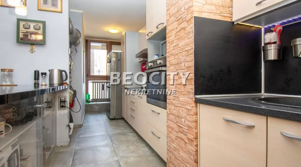 Trosoban stan, 70 m2, Banjica, Bulevar oslobođenja ID: 126875 6