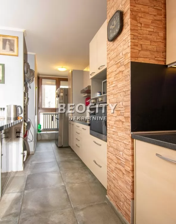 Trosoban stan, 70 m2, Banjica, Bulevar oslobođenja ID: 126875 7