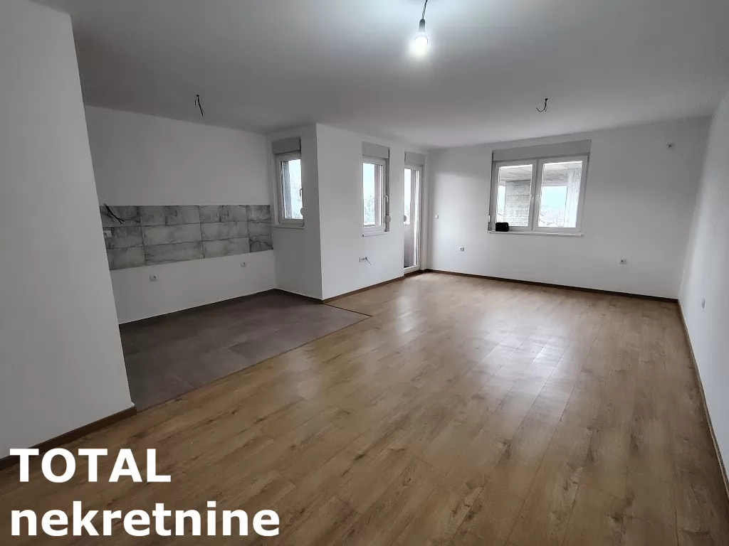 Stan,SREMSKA KAMENICA,TATARSKO  BRDO,kv: 73.00, € 152000, ID: 1101974 1