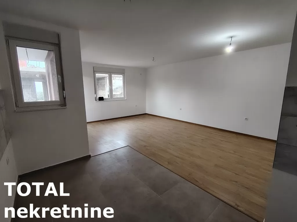 Stan,SREMSKA KAMENICA,TATARSKO  BRDO,kv: 73.00, € 152000, ID: 1101974 4