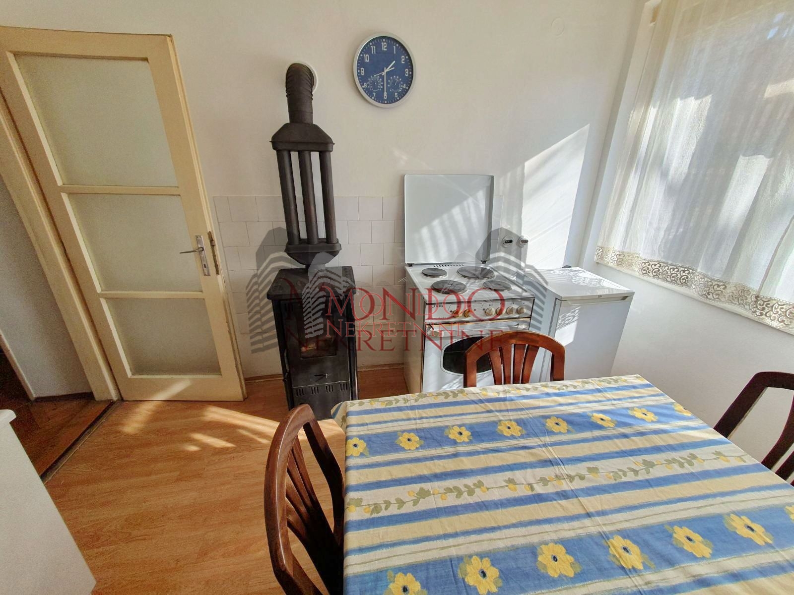 Dvoiposoban stan na Palili 6