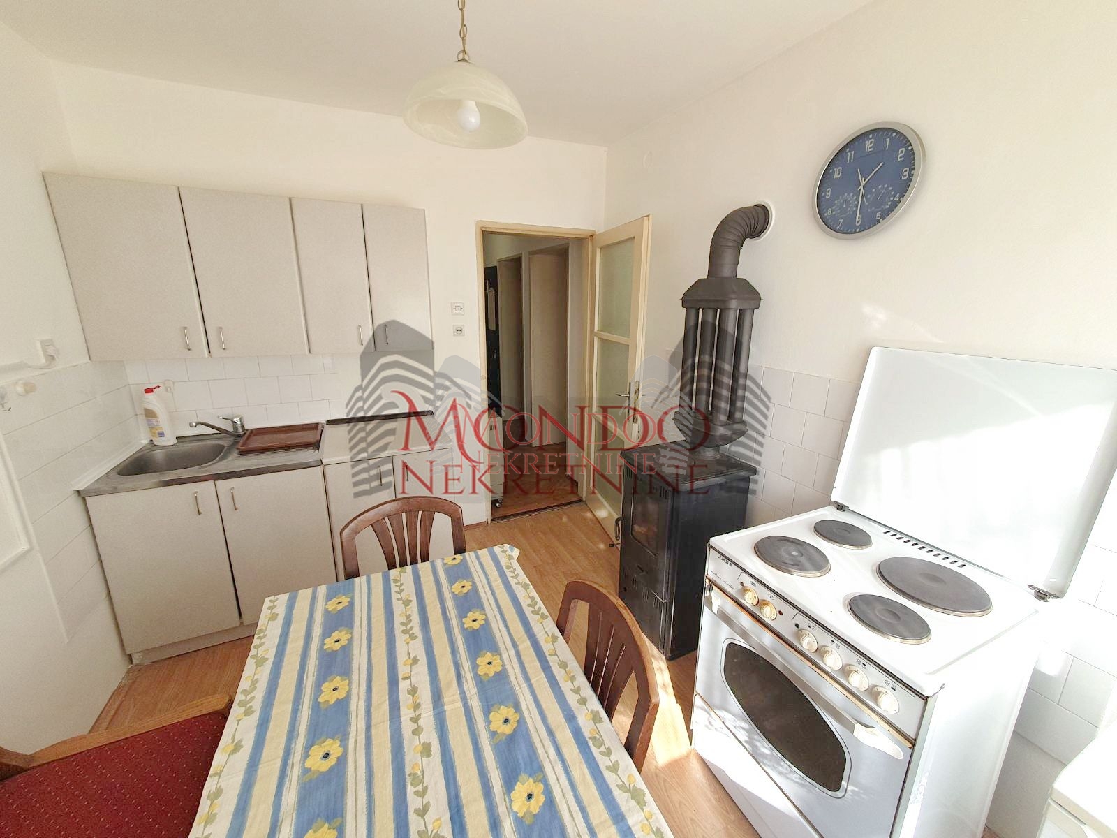 Dvoiposoban stan na Palili 7