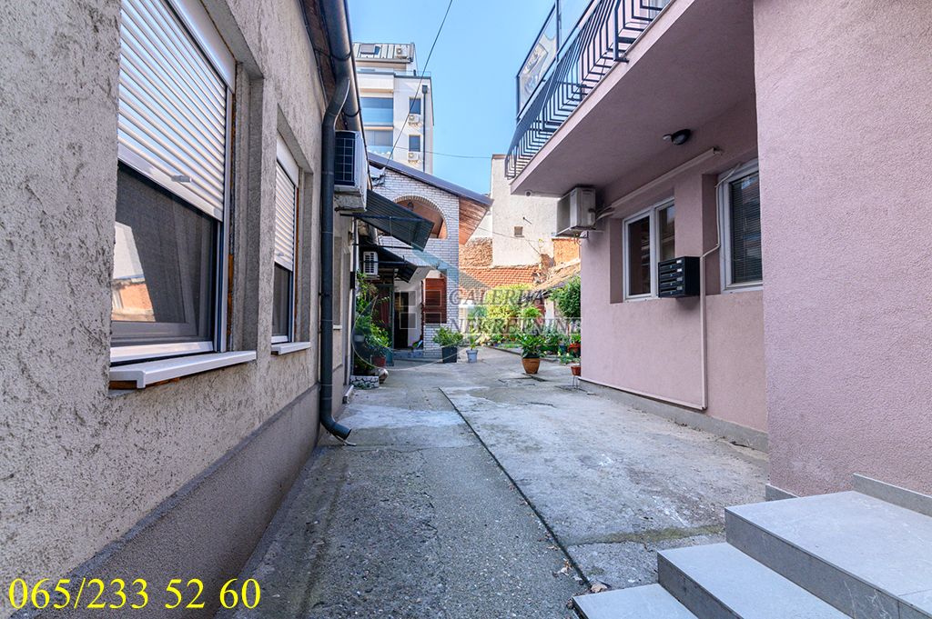 Vračar  Hram Sv  Save   Dubljanska 12