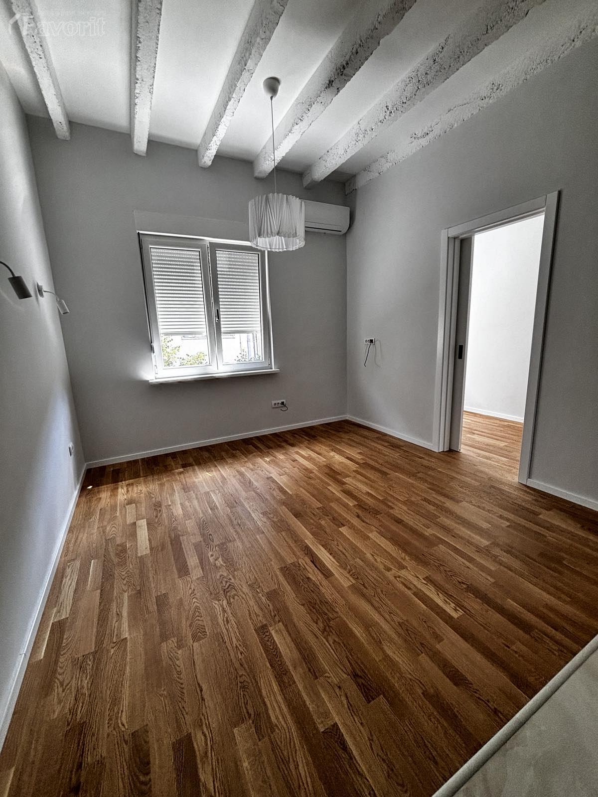 PALATA PRAVDE, RISANSKA, 30m2 6