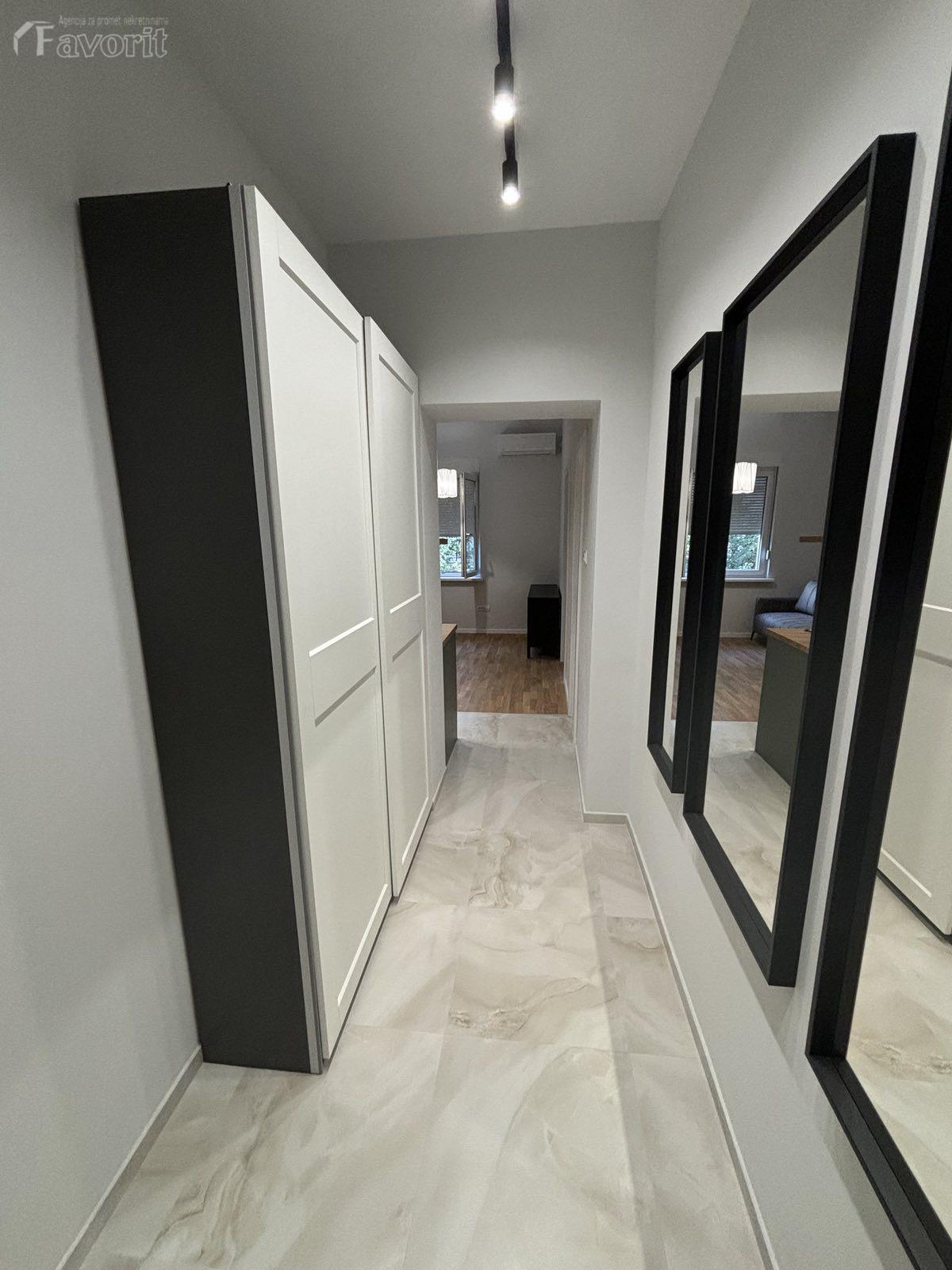 PALATA PRAVDE, RISANSKA, 30m2 5