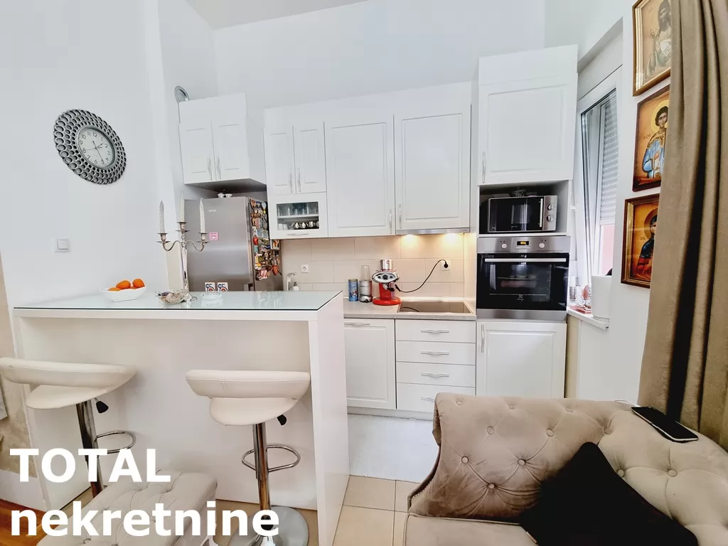 Stan,NOVI SAD,CENTAR,kv: 91.00, € 195000, ID: 1101991 8