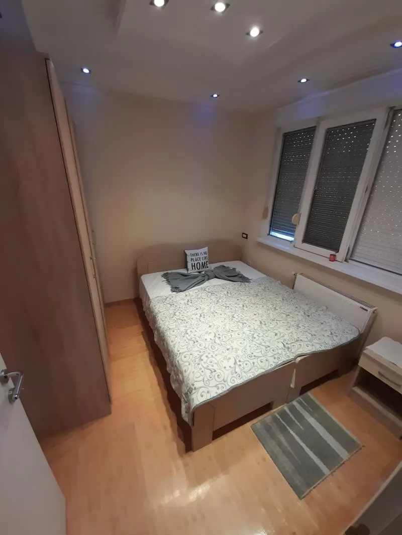 Stan,NOVI SAD,GRBAVICA,kv: 37, € 380, ID: 9101324 10