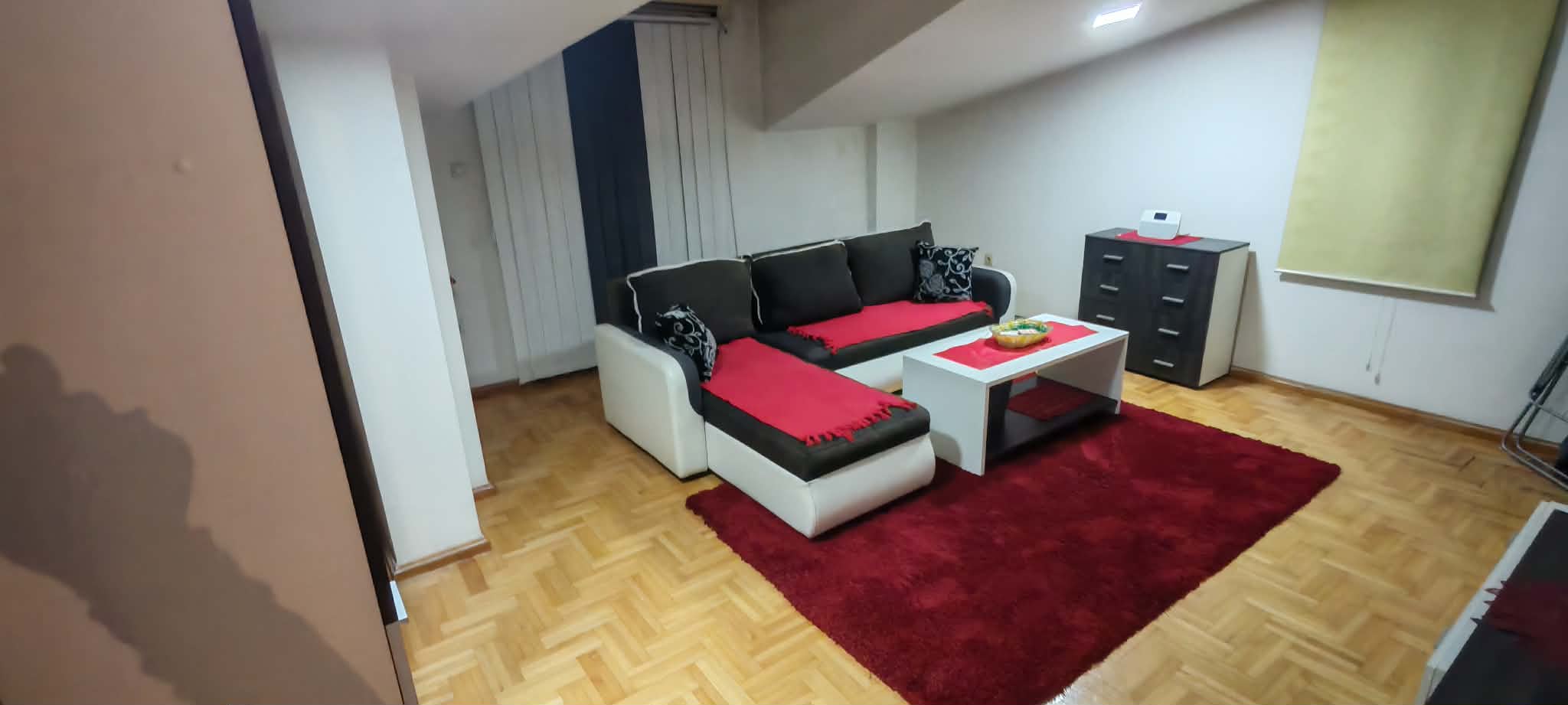 Izdaje se kompletno namešten stan u Vranju 4