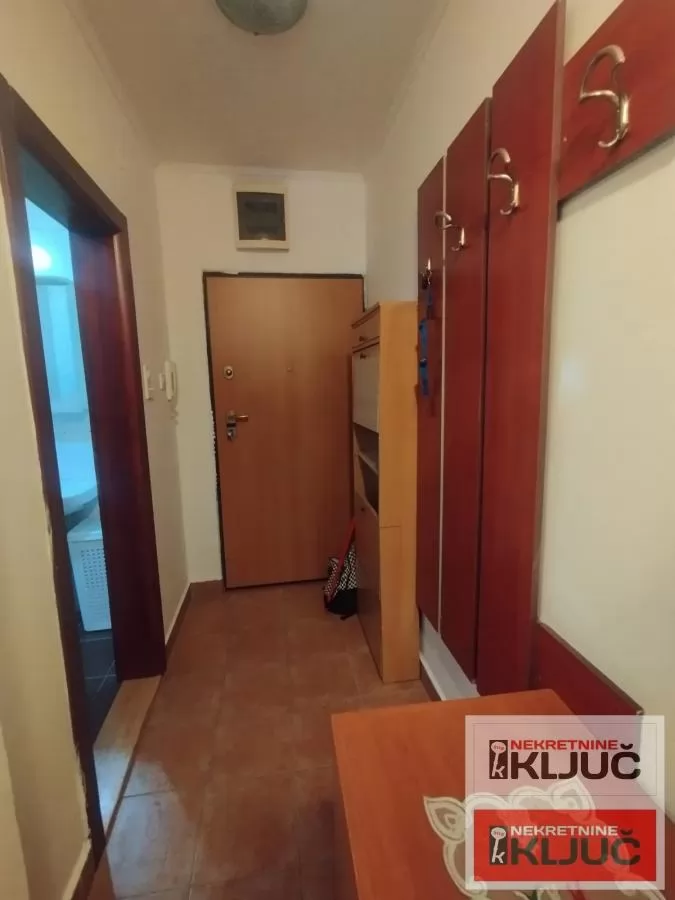 BULEVAR EVROPE,24 m2 ,GARSONJERA 3