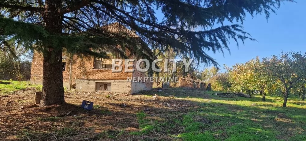 Plac, Grocka, Moše Pijade ID: 125213 8