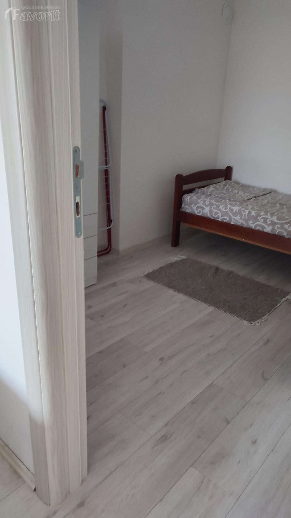 ZARKOVO, ZIVOJINA LAZICA, 41m2 6