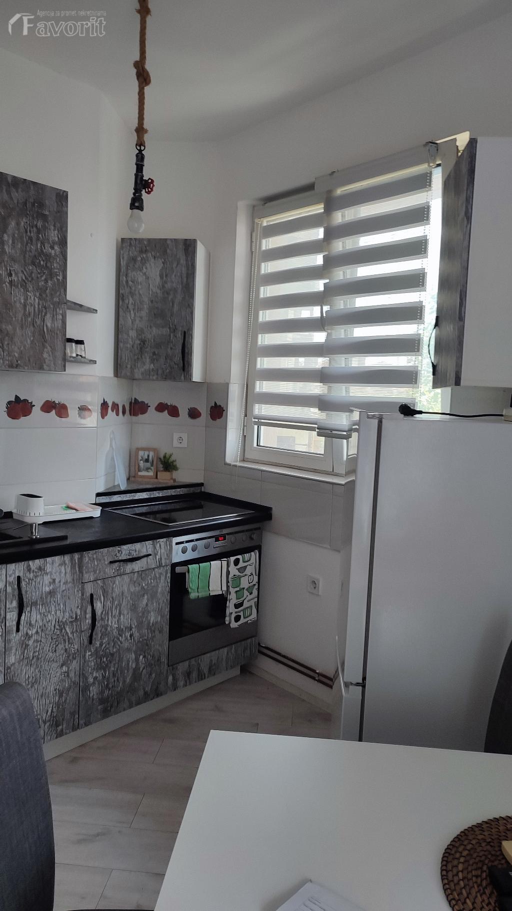 ZARKOVO, ZIVOJINA LAZICA, 41m2 3