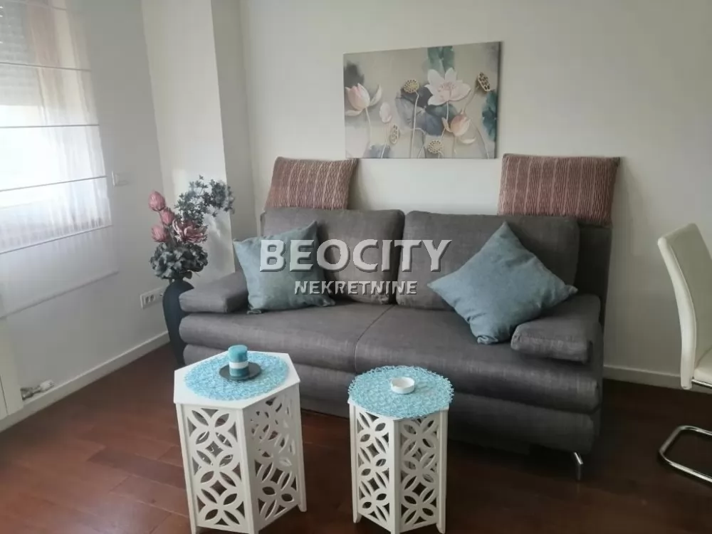 Dvosoban stan, 50 m2, Blok 22, Bulevar Arsenija Čarnojevića ID: 127308 1