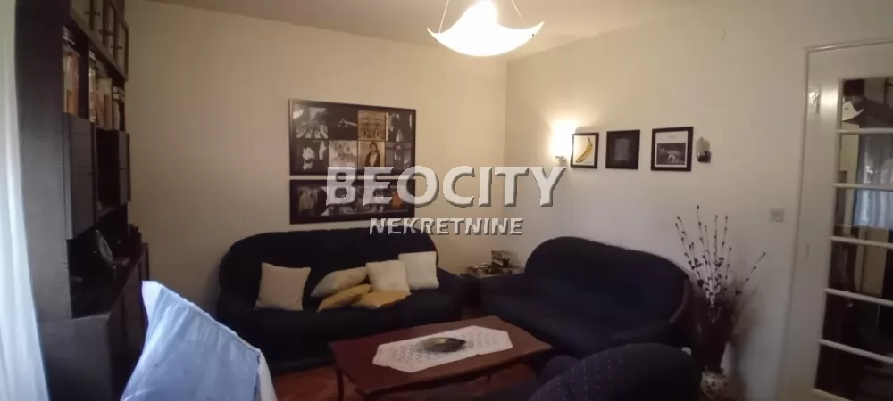 Dvosoban stan, 60 m2, Cvetni trg ID: 127231 1