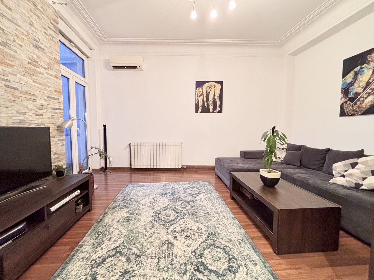 Elegantan 2 0 salonski stan u centru  Makedonska  50m2 2