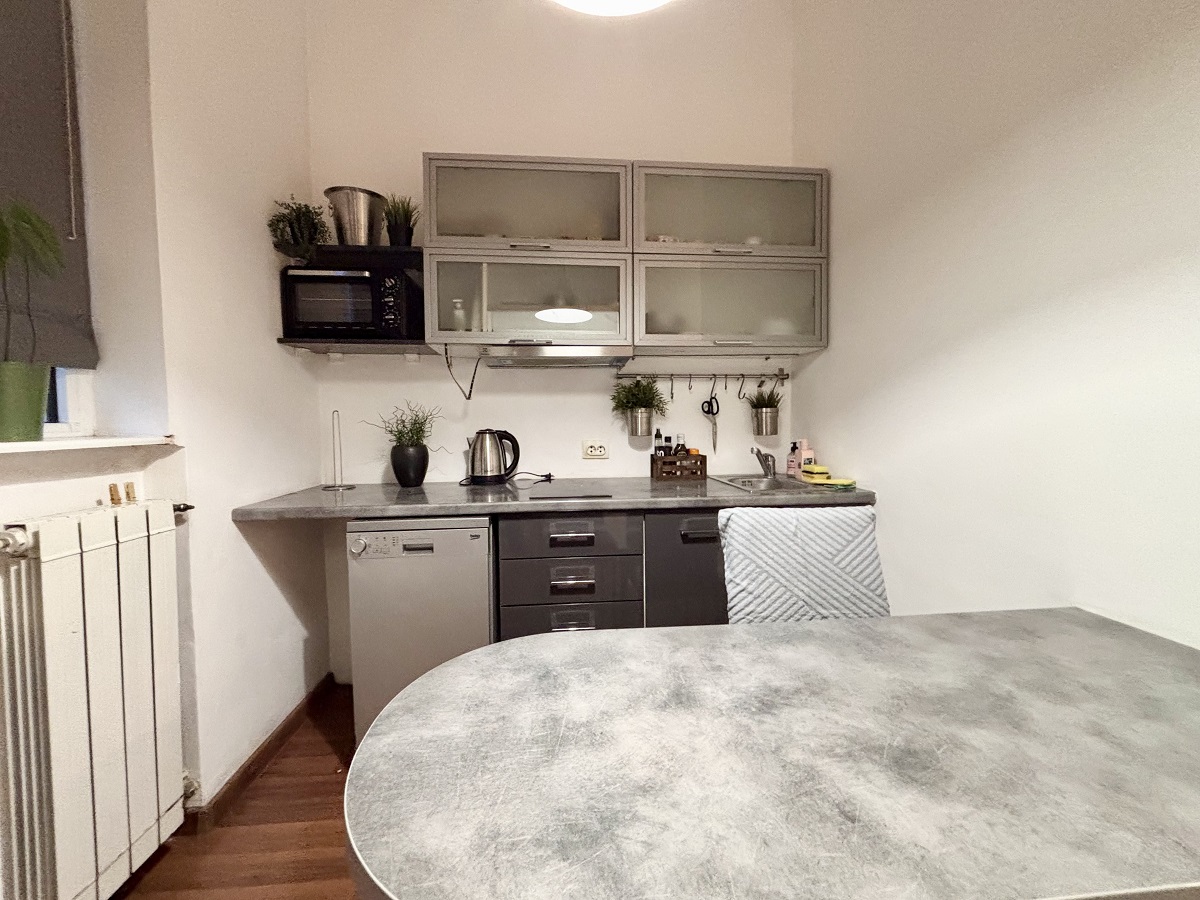 Elegantan 2 0 salonski stan u centru  Makedonska  50m2 3